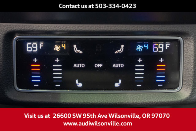Used 2024 Audi Q8 e-tron Premium Plus AWD/4WD image 9