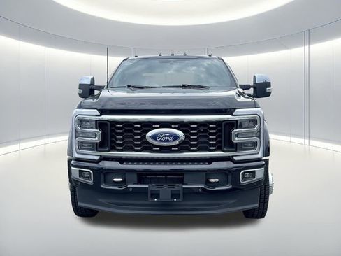Used 2024 Ford F450 Platinum w/ FX4 Off-Road Package AWD/4WD image 8