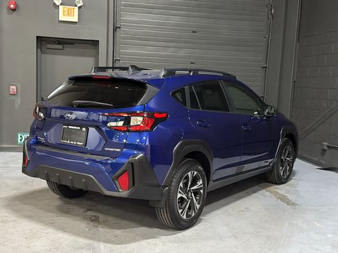 Used 2024 Subaru Crosstrek 2.0i Premium AWD/4WD image 4