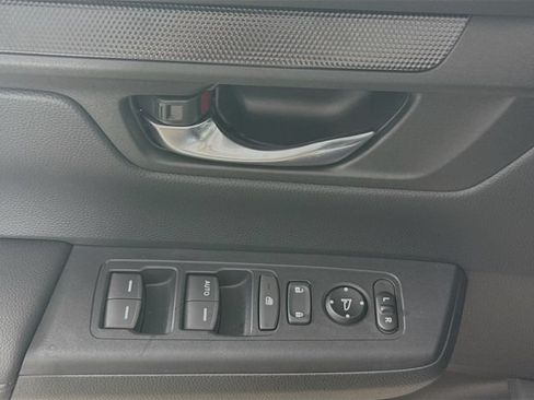Used 2026 Honda CR-V LX image 16