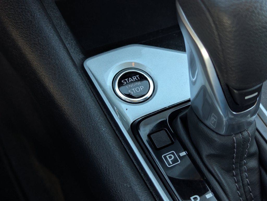 Used 2025 Nissan Altima 2.5 SV FWD image 15