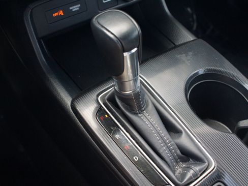 Used 2023 Honda Civic Sport image 10