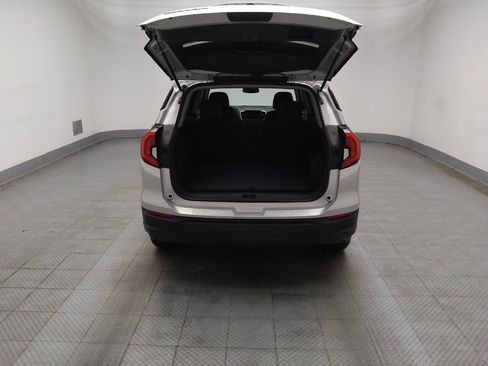 Used 2021 GMC Terrain SLE FWD image 29