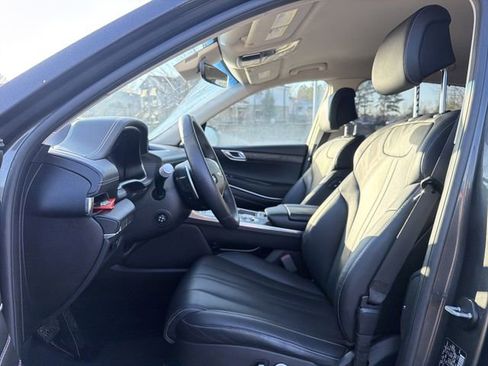 Used 2024 Genesis GV80 2.5T image 11