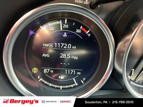 Used 2024 MAZDA MX-5 Miata Grand Touring RWD image 9