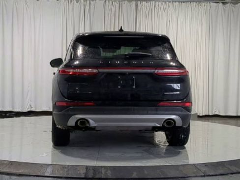 Used 2023 Lincoln Corsair AWD w/ Equipment Group 101A image 9