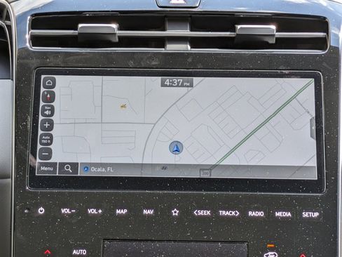 Used 2024 Hyundai Tucson Blue image 16