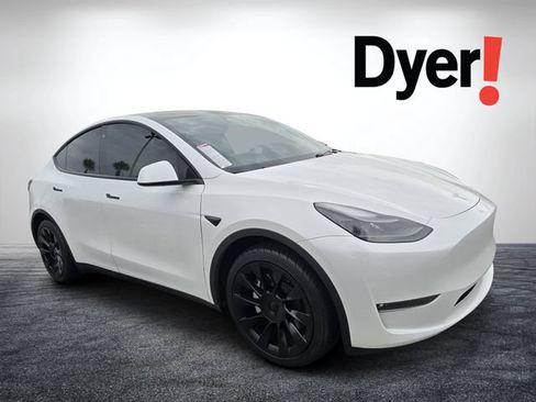 Used 2023 Tesla Model Y Long Range AWD/4WD image 1