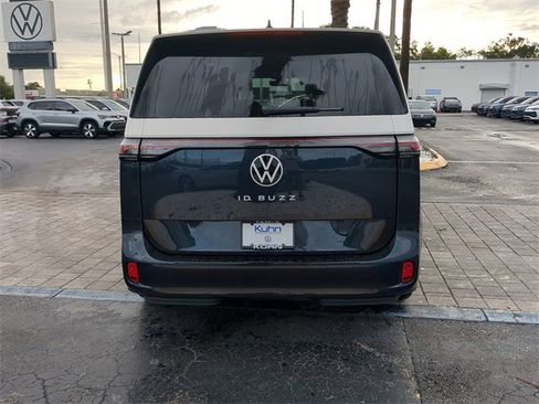 New 2025 Volkswagen ID. Buzz Pro S Plus image 5