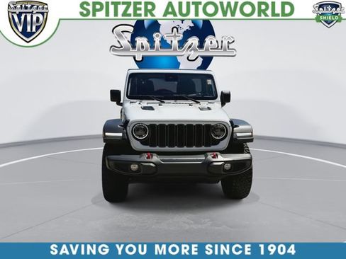 Used 2024 Jeep Wrangler Unlimited Rubicon AWD/4WD image 4