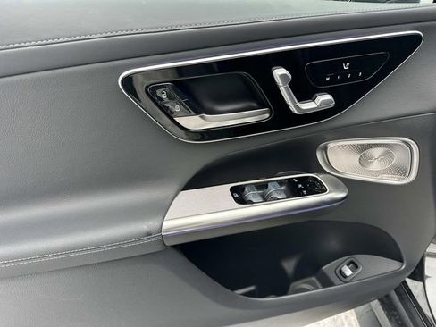 Certified 2025 Mercedes-Benz GLC 300 4MATIC image 15