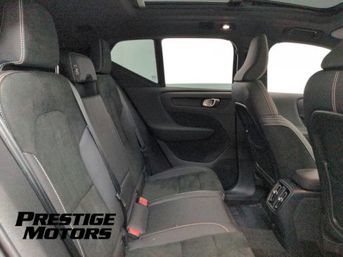 Used 2023 Volvo XC40 Recharge Plus AWD/4WD image 28