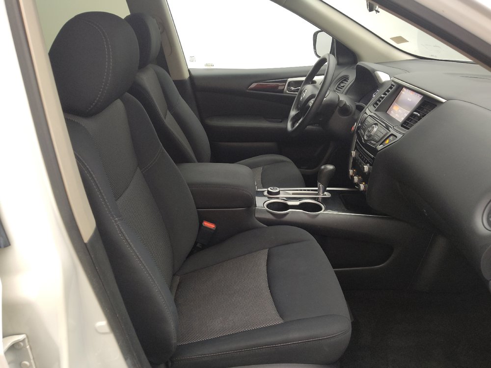 Used 2017 Nissan Pathfinder S AWD/4WD image 21
