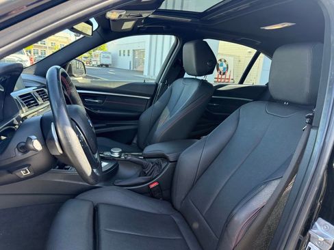 Used 2018 BMW 330i xDrive Sedan AWD/4WD image 16