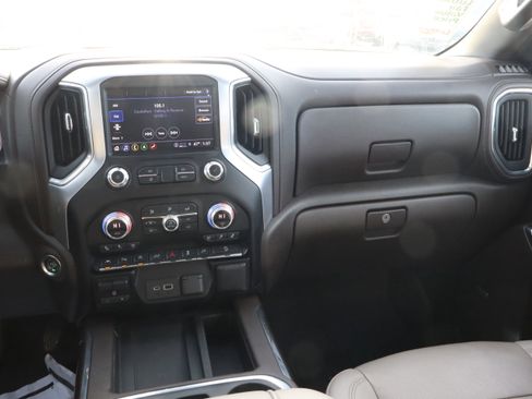 Used 2021 GMC Sierra 1500 SLT w/ SLT Premium Plus Package image 11