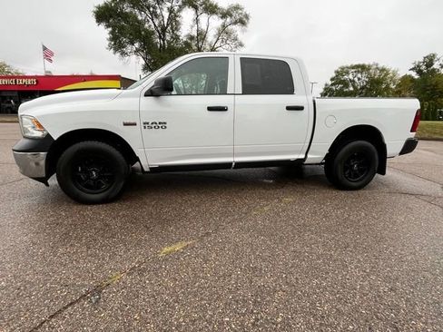 Used 2016 RAM 1500 ST w/ SXT Appearance Group image 2