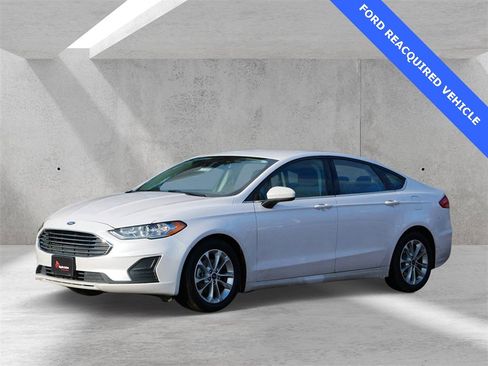 Used 2019 Ford Fusion SE image 6