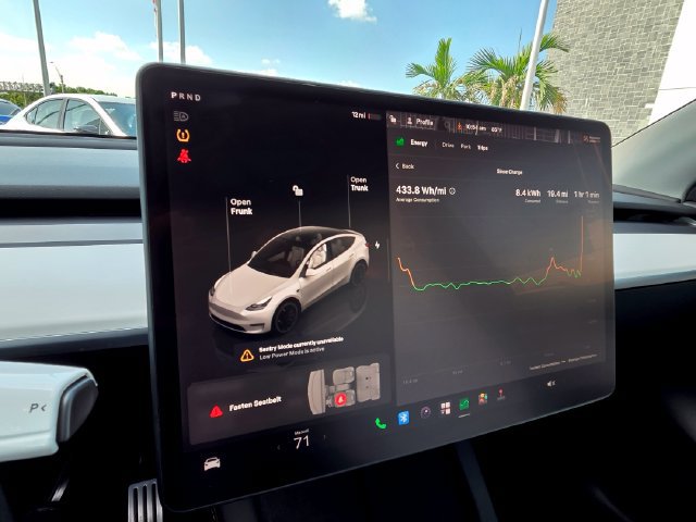 Used 2022 Tesla Model Y Performance AWD/4WD image 30