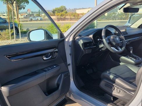 Used 2024 Honda CR-V EX-L image 37
