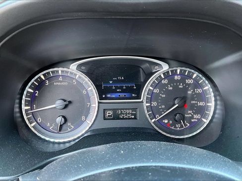 Used 2014 INFINITI QX60 Luxe w/ Deluxe Touring Package AWD/4WD image 18