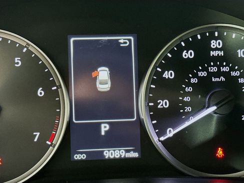 Used 2024 Lexus IS 350 F Sport image 19