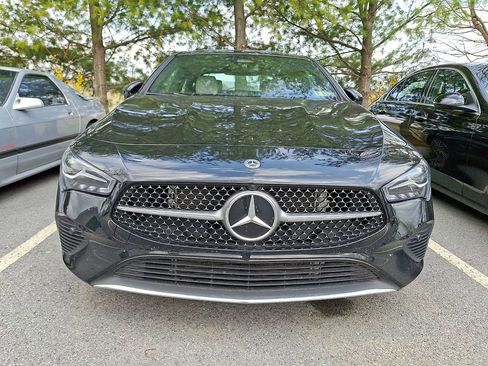 Used 2025 Mercedes-Benz CLA 250 4MATIC image 2