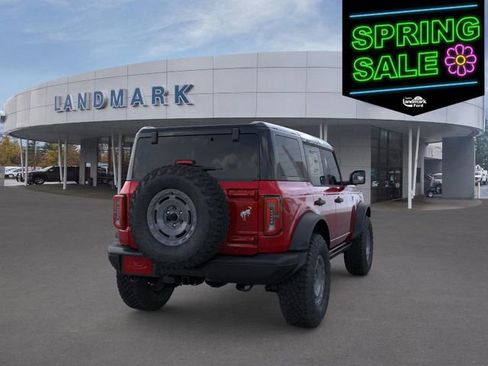 New 2025 Ford Bronco Badlands image 9