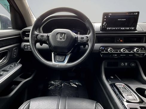 Used 2024 Honda Pilot Elite image 8