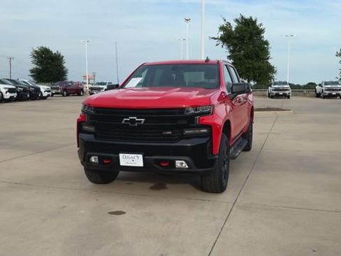 Used 2020 Chevrolet Silverado 1500 LT Trail Boss w/ Convenience Package AWD/4WD image 4