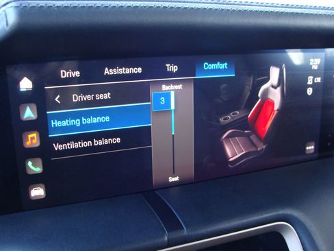 Used 2020 Porsche Taycan 4S image 20