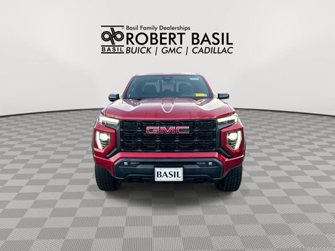 Used 2023 GMC Canyon Elevation w/ Elevation Premium Package AWD/4WD image 3