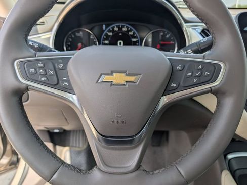 Used 2024 Chevrolet Malibu LT FWD image 12