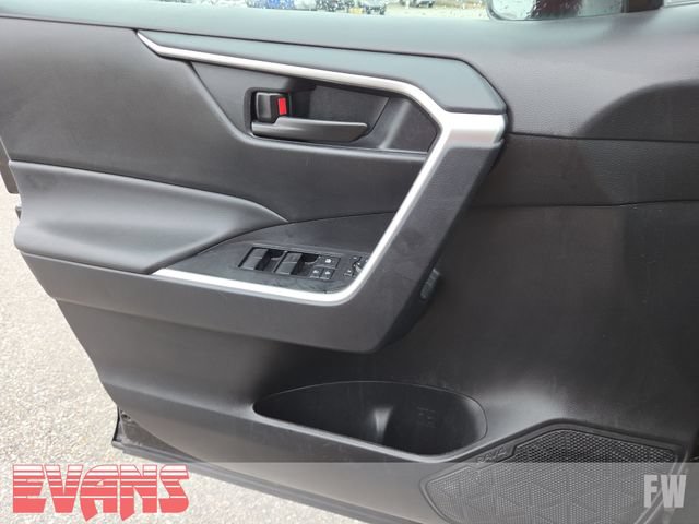 Certified 2025 Toyota RAV4 LE AWD/4WD image 13