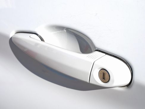 Used 2018 BMW 430i Convertible image 39