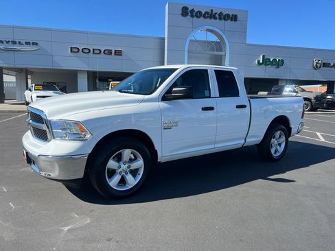 Used 2024 RAM 1500 Classic SLT AWD/4WD image 1