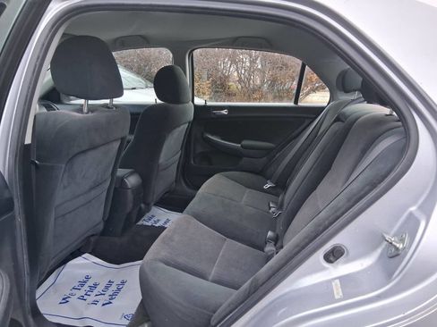 Used 2005 Honda Accord LX image 14