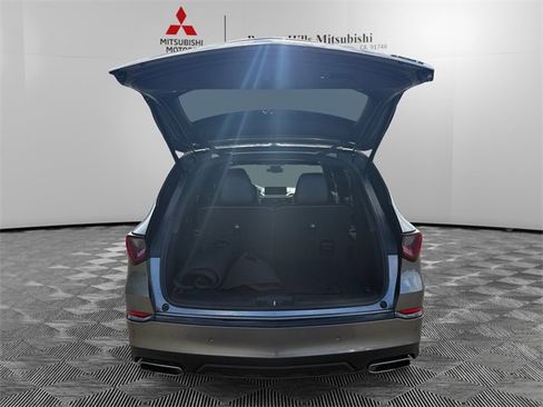 Used 2023 Acura MDX A-Spec image 9