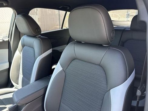 New 2025 Buick Envista Preferred image 20