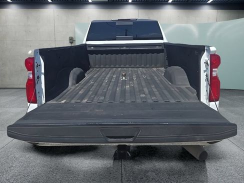 Used 2022 Chevrolet Silverado 3500 LTZ w/ LTZ Texas Edition AWD/4WD image 9