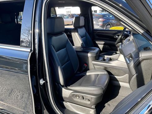 Used 2024 Chevrolet Tahoe LT image 11