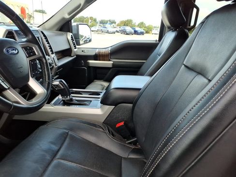 Used 2020 Ford F150 Lariat RWD image 24