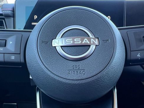 New 2026 Nissan Kicks SR image 5