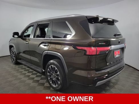 Used 2024 Toyota Sequoia Limited AWD/4WD image 6