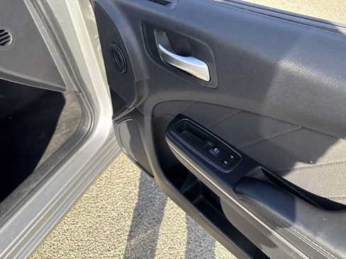 Used 2015 Dodge Charger R/T RWD image 20