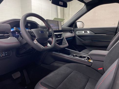New 2026 Ford Explorer ST image 7