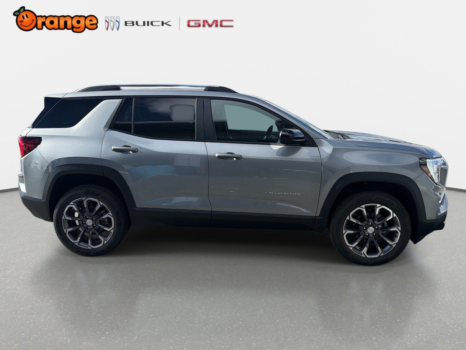 New 2027 GMC Terrain Elevation w/ Elevation Premium Package FWD image 2