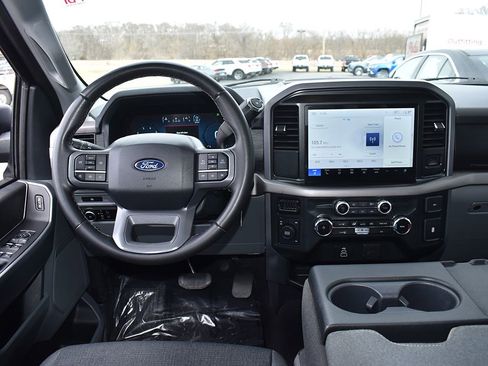 Used 2025 Ford F150 XLT w/ Equipment Group 301A Standard image 17