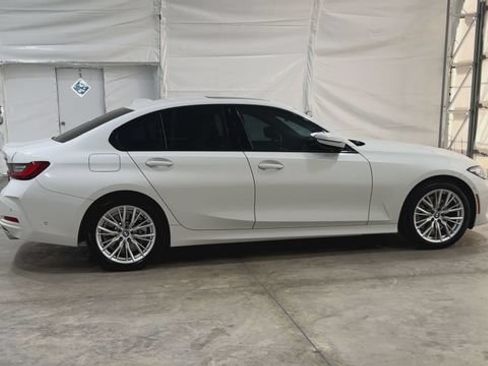 Used 2023 BMW 330i Sedan w/ Premium Package RWD image 5