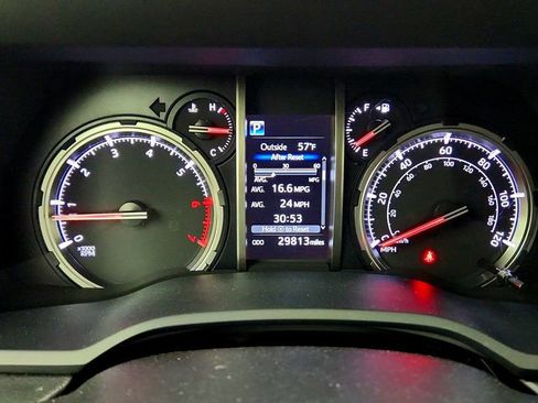 Used 2023 Toyota 4Runner TRD Off-Road Premium AWD/4WD image 14