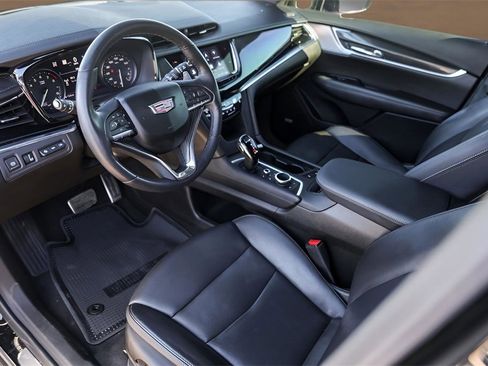 Certified 2023 Cadillac XT6 Sport w/ Technology Package image 10